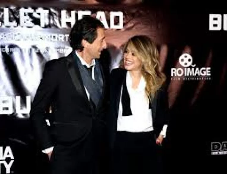 Adrien Brody si Alexandra Dinu au sosit in Romania pentru lansarea filmului Bullet Head. Capcana mortala