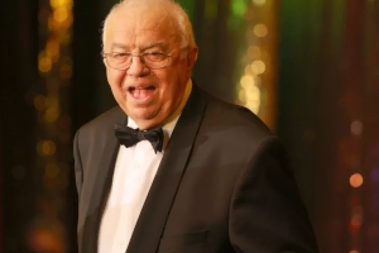 Alexandru Arsinel lanseaza cartea "Si a fost mana lui Dumnezeu..."
