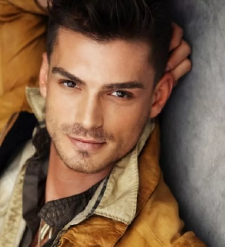 Dupa ce in 2001 a calcat cu masina o femeie insarcinata, Bogdan Vladau a fost prins acum conducand beat