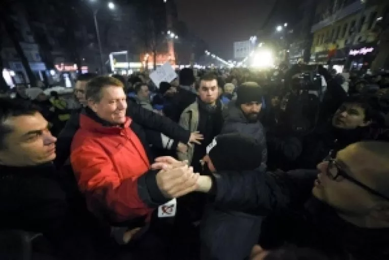 Ipoteza pe Facebook: In epoca Trump, Klaus Iohannis face jocul intereselor Germaniei?!
DON PEDRO: Cui prodest?