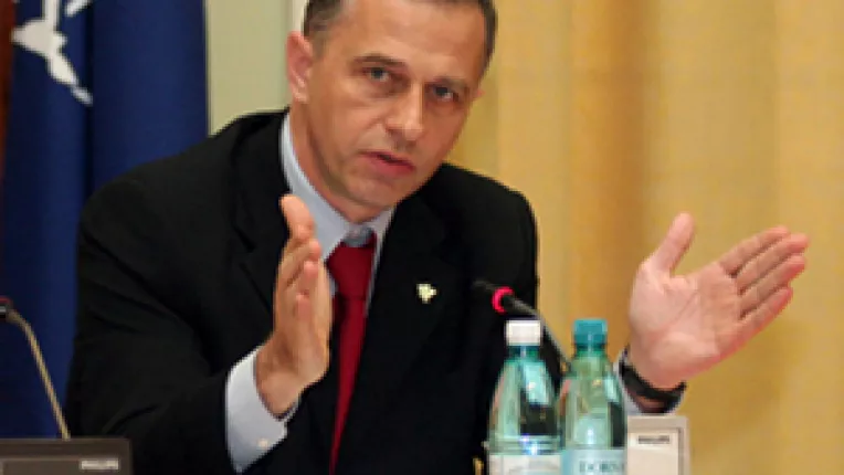 Mircea Geoana: "Romania este tara cea mai necompetitiva din Europa din punct de vedere energetic"