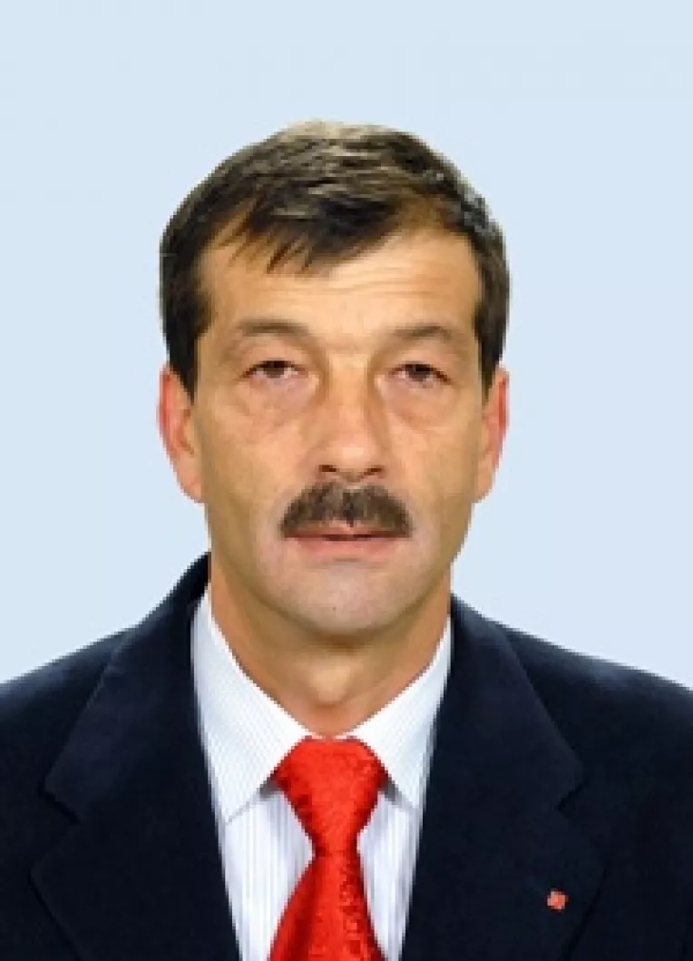 Senatorul Laurentiu Coca ii cere ministrului Valeriu Tabara sa faca dreptate primariei valcene Rosiile