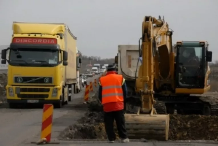 Traim in Romania: la sapte ani de la demararea lucrarilor, DN 6 - Timisoara Lugoj este inca in constructie
